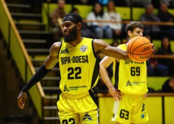 Маркус Льюїс: В Україні цікава ліга, для мене це був хороший варіант — Федерація баскетболу України