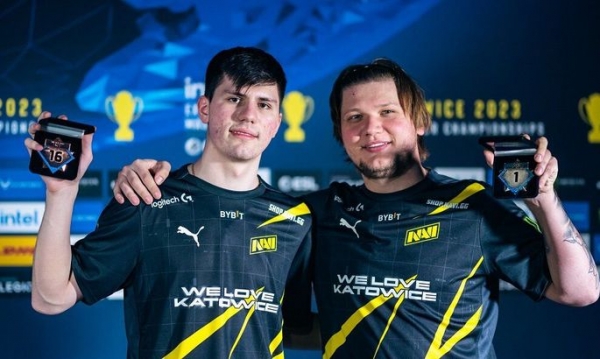 "Машина за хедшотами". Легендарний S1mple привітав з днем народження екс-партнера по NaVi