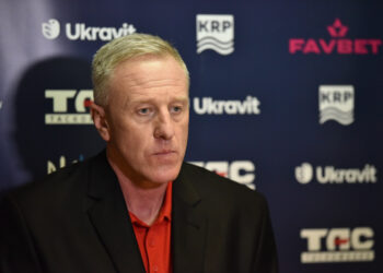 Рівне у інтригуючому клатчі перемогло Київ-Баскет: вiдео пресконференції — Федерація баскетболу України