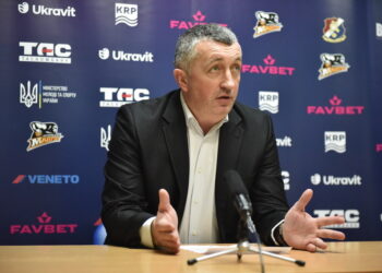 Старий Луцьк в Черкасах переміг Політехніку-Галичину: відео коментарів — Федерація баскетболу України