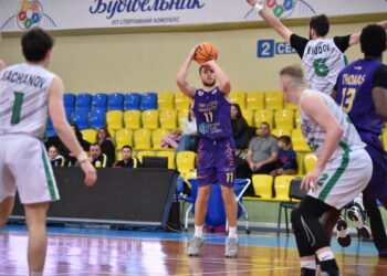 Старий Луцьк втретє в сезоні здолав Політехніку-Галичину: фотогалерея — Федерація баскетболу України