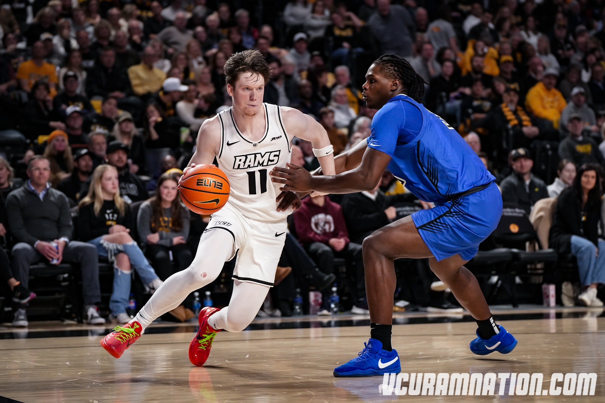 Українці за кордоном: Шульга провів невдалий матч в NCAA, жіноче українське дербі у Чехії