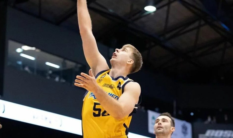 Українці за кордоном: Скапінцев зіграв вдруге в НБА, Герун оформив дабл-дабл в Японії