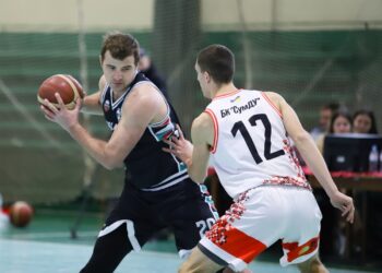 Вища ліга: Селф Мейд програв Харківським Соколам, перемоги Ніко-Баскета та СумДУ — Федерація баскетболу України