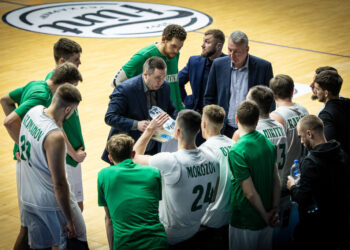 Запоріжжя в Дніпрі здолав Кривбас: відео коментарів — Федерація баскетболу України