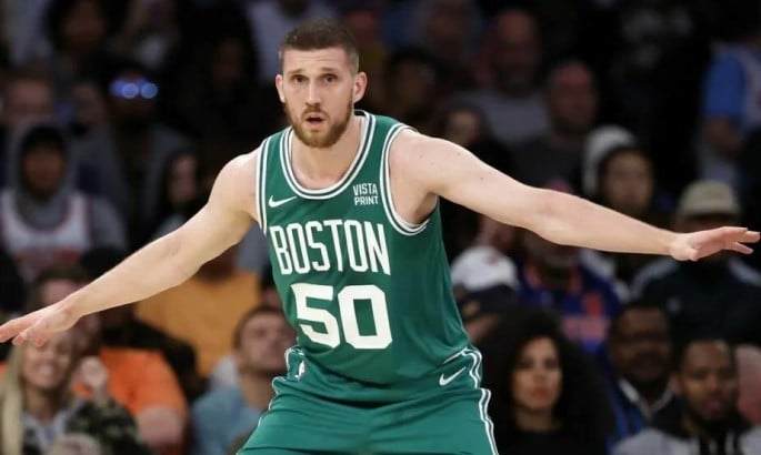 Бостон може відрахувати Михайлюка