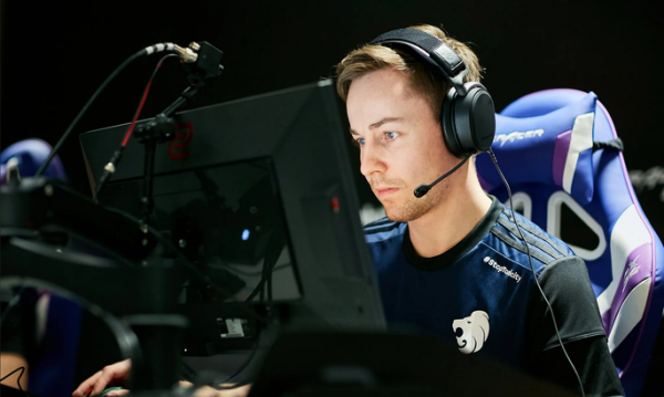 CadiaN: Чіти допомогли мені стати хорошим гравцем в Counter-Strike