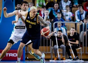 Україна з поразки стартувала у кваліфікації на чемпіонат Європи | Баскетбол |