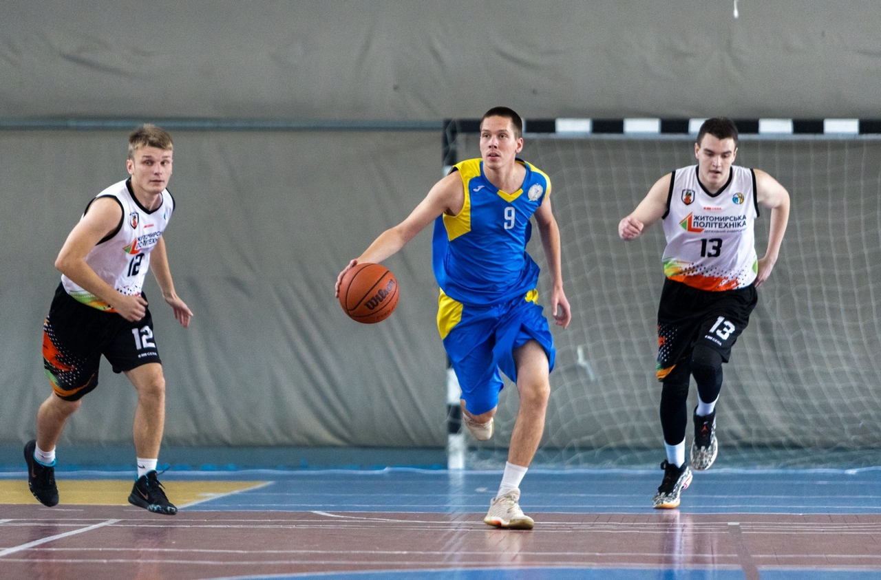 Перша ліга: розклад матчів 16-18 лютого