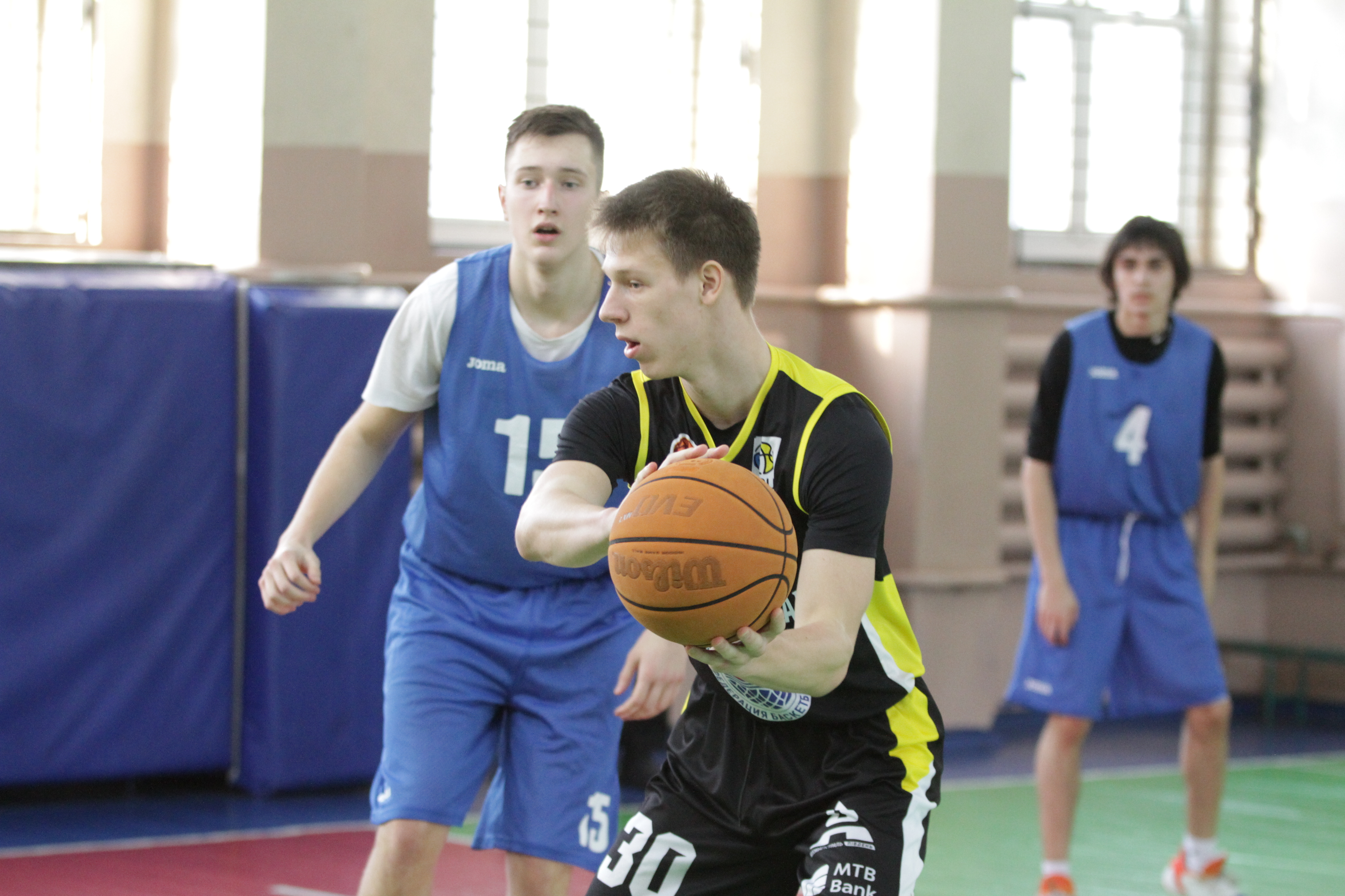 ВЮБЛ серед юнаків 2007 року: відеотрансляція матчу Схід – СДЮСШОР ім. Літвака