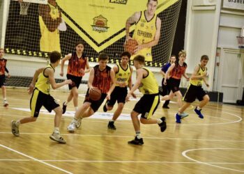 ВЮБЛ серед юнаків 2010 року народження: КДЮСШ БК Тернопіль розпочав другий етап з трьох перемог — Федерація баскетболу України