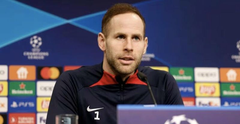 Петер Гулачі 