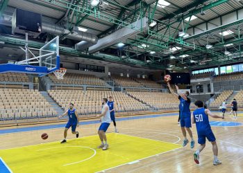 Збірна України провела перше тренування в Копері — Федерація баскетболу України