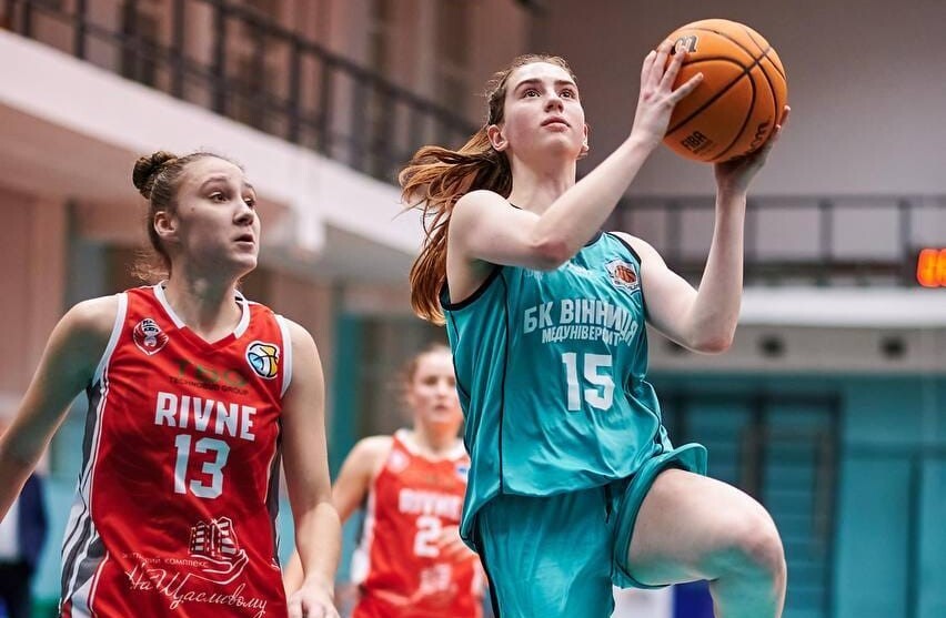 Жіноча Суперліга: відеотрансляція матчу 24 лютого