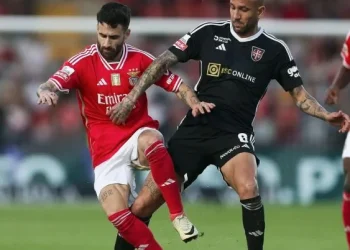 Анатолий Трубин помог «Бенфике» выиграть у «Шавиша» в чемпионате Португалии