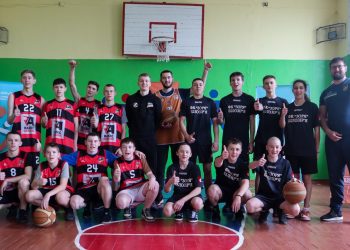 Гравці Черкаських Мавпи долучились до тренувань учасників Всеукраїнської шкільної ліги — Федерація баскетболу України