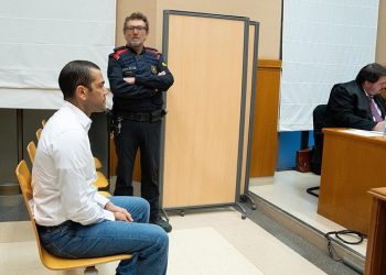 Информацию о самоубийстве Дани Алвеса оказалась ложью