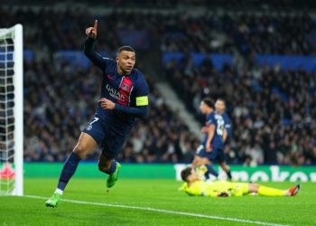 «ПСЖ» с Мбаппе выиграл у «Реала Сосьедад» и прошел в четвертьфинал Лиги чемпионов