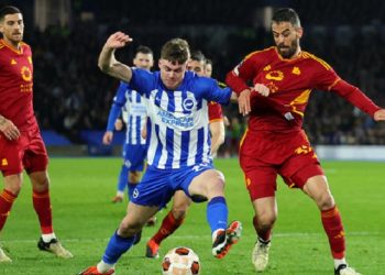 «Рома» проиграла «Брайтону» в ответном матче 1/8 финала Лиги Европы, но продолжает борьбу за трофей