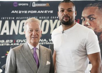 «Сделал то, что должен был»: Промоутер отреагировал на успешное возвращение Джойса в ринг — Спорт ):Бокс