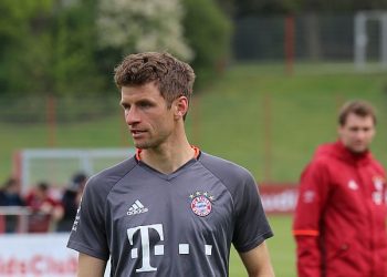 Томас Мюллер оцінив шанси Баварії пройти Арсенал в 1/4 фіналу Ліги чемпіонів | Єврокубки