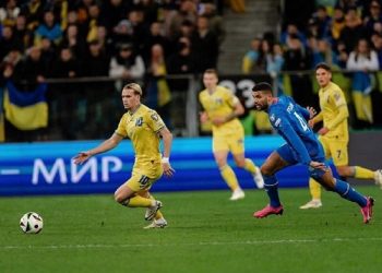 Украина нервным суперкамбэком над Исландией вышла на Евро-2024