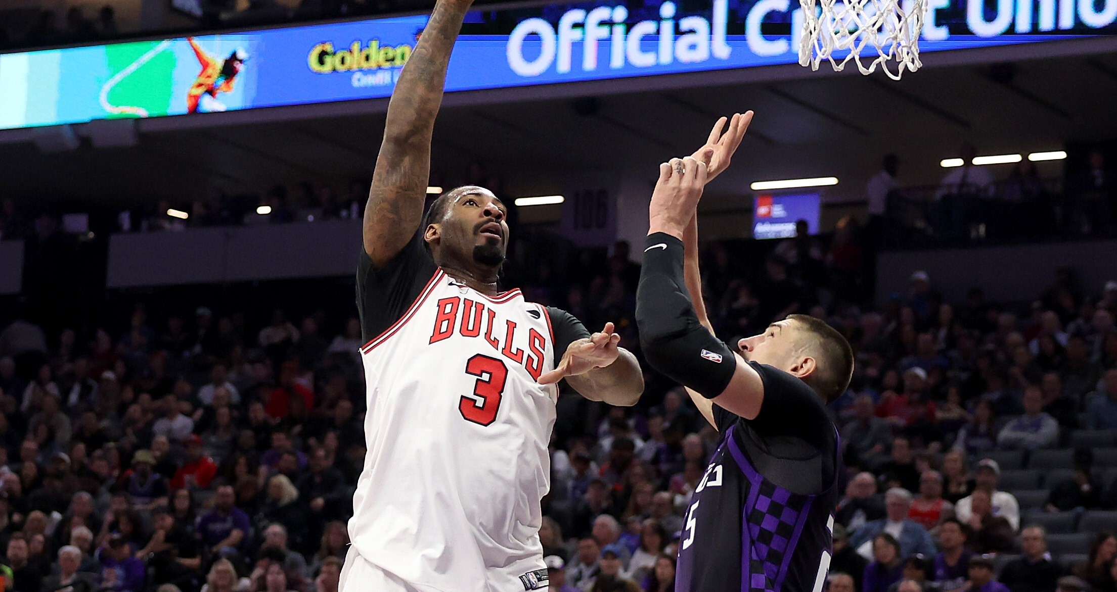 Українці за кордоном: Лень зіграв 10 хвилин проти Чикаго, Дацько набрала 12 очок в Литві