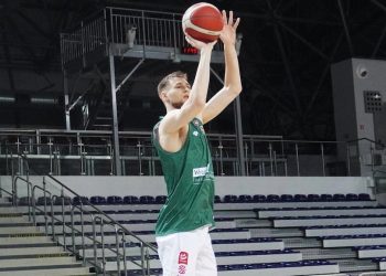 Українці за кордоном: Войналович допоміг Шльонську виграти матч в Польщі — Федерація баскетболу України