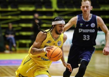 Вирішальні бабли Суперліги Favbet пройдуть у Івано-Франківську та Києві — Федерація баскетболу України