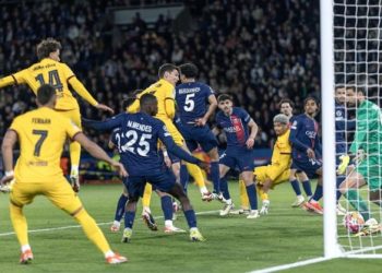 «Барселона» в выездном матче выиграла у «ПСЖ» в первой игре ¼ финала Лиги чемпионов