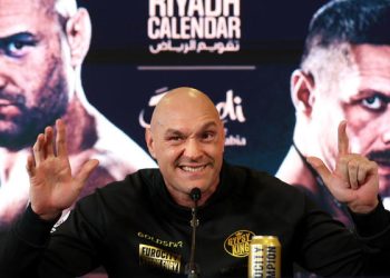 Больше, чем 4: Фьюри назвал количество поясов, которые на кону боя с Усиком — Спорт ):Бокс