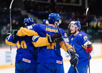 Час на підвищення: сьогодні збірна України стартує на чемпіонаті світу 1В | Хокей |