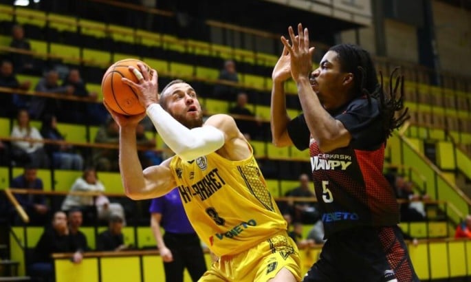 Київ-Баскет у фантастичному матчі з двома овертаймами переміг Черкаських Мавп у першому поєдинку за бронзу Суперліги