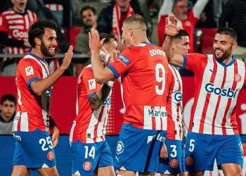 Довбик забил 18-й гол в «Жироне» и помог команде разгромить «Кадис»