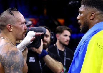 «Это эмоции»: Усик признался, простил ли он Джошуа за срыв после поражения в реванше — Спорт ):Бокс