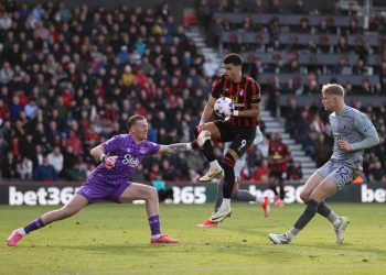 «Эвертон» без Миколенко проиграл «Борнмуту» в 30 туре АПЛ