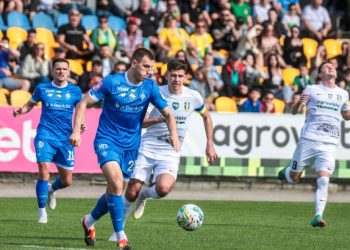 Киевское «Динамо» в меньшинстве выиграло у «Александрии» в 4х часовом матче УПЛ из-за воздушных тревог