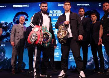 Менеджер Усика прокомментировал анонс боя Бетербиев — Бивол — Спорт ):Бокс