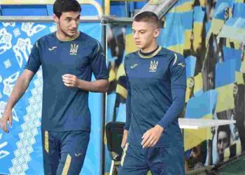 Украинские легионеры Миколенко, Яремчук и Малиновский выбыли из строя после тяжелых матчей сборной