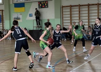 ВЮБЛ серед дівчат 2010 року народження: фотогалерея вирішальних матчів Фіналу чотирьох — Федерація баскетболу України