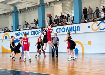ВЮБЛ серед юнаків 2011 року: у Черкасах визначилась пара учасників Фіналу чотирьох — Федерація баскетболу України
