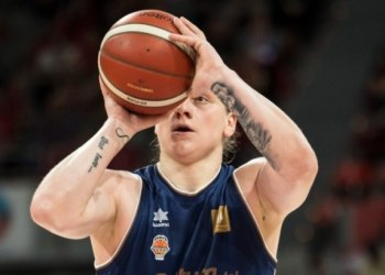 Ягупова набрала 25 очок у півфіналі плей-оф чемпіонату Іспанії | Баскетбол |