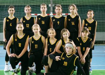 Фінал чотирьох ВЮБЛ серед дівчат 2011 року: представлення ДЮСШ-Переяслав — Федерація баскетболу України