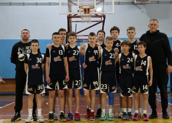 Фінал чотирьох ВЮБЛ серед юнаків 2010 року: представлення ужгородської ЗОДЮСШ — Федерація баскетболу України