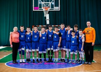 Фінал чотирьох ВЮБЛ серед юнаків 2011 року: представлення команди ДЮСШ-1 Київ — Федерація баскетболу України