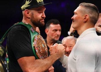 Рассекречены рекордные гонорары Усика и Фьюри за бой — Спорт ):Бокс