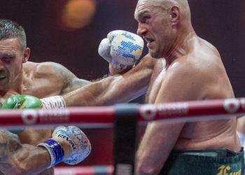 Тренер Уайлдера оценил победу Усика над Фьюри — Спорт ):Бокс