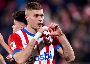 Артема Довбика признали лучшим игроком «Жироны» сезона 2023/24