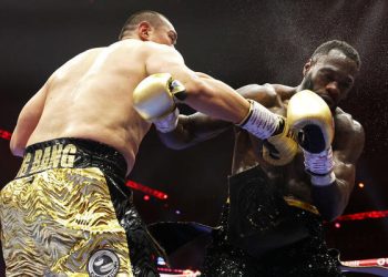 Чжилей жестко нокаутировал Уайлдера — Спорт ):Бокс