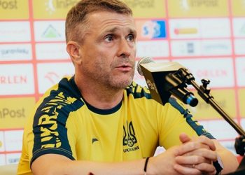 Главный тренер сборной Украины прокомментировал провальную игру в товарищеском матче с Польшей